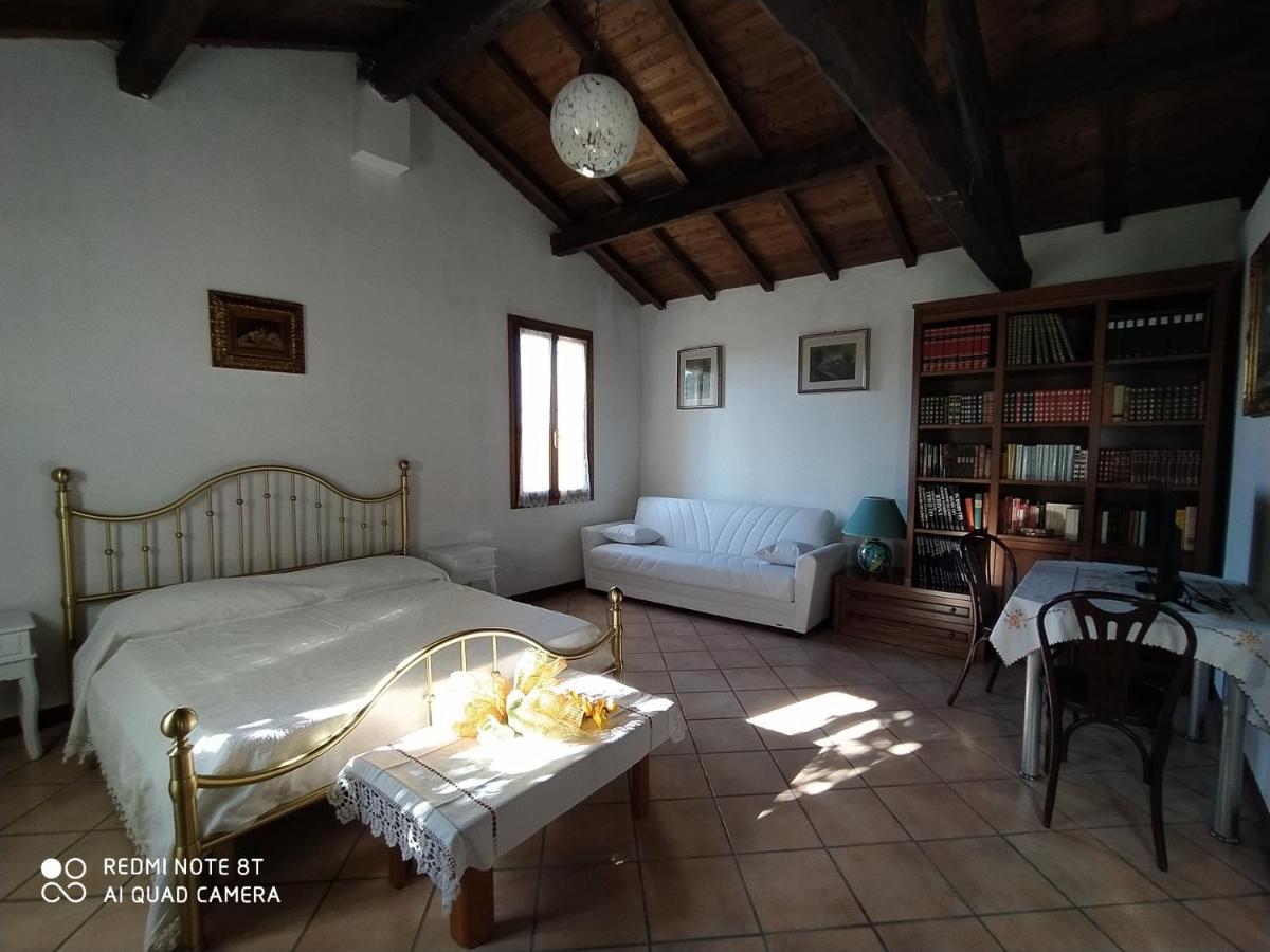 Bed and Breakfast La Rosa Selvatica Ravarino Екстер'єр фото