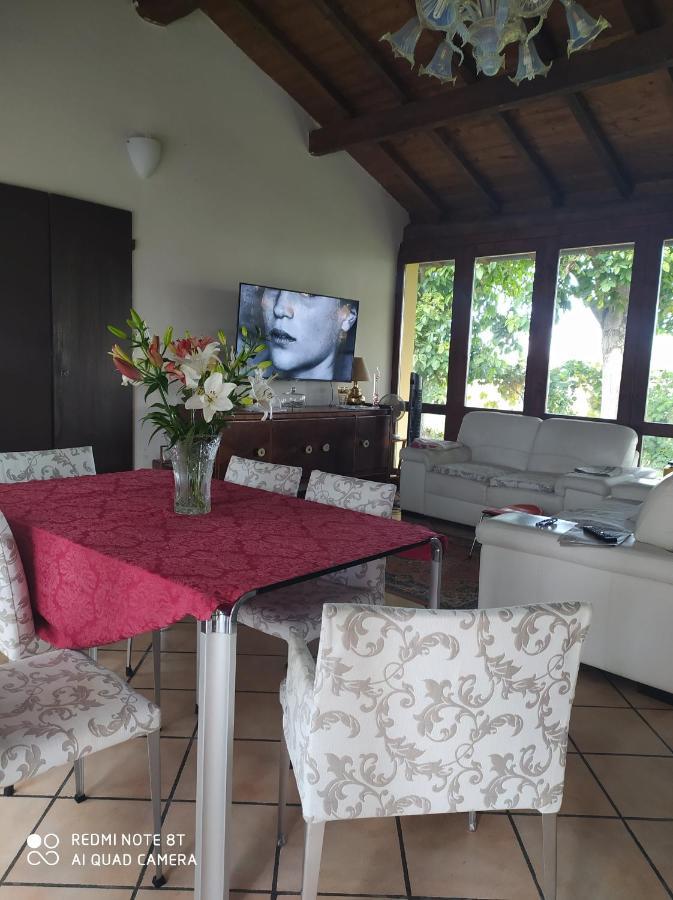 Bed and Breakfast La Rosa Selvatica Ravarino Екстер'єр фото