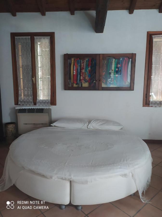 Bed and Breakfast La Rosa Selvatica Ravarino Екстер'єр фото