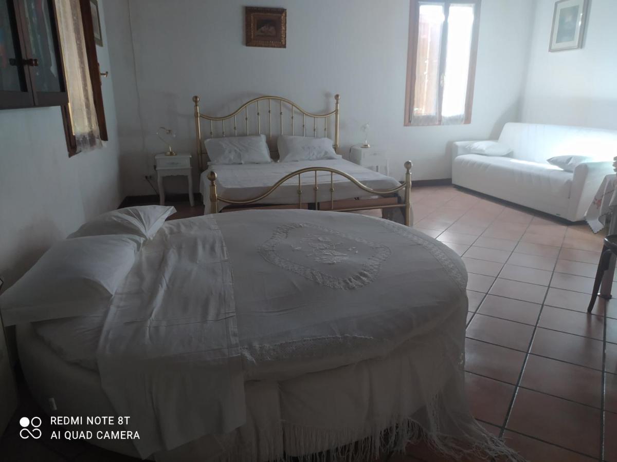 Bed and Breakfast La Rosa Selvatica Ravarino Екстер'єр фото