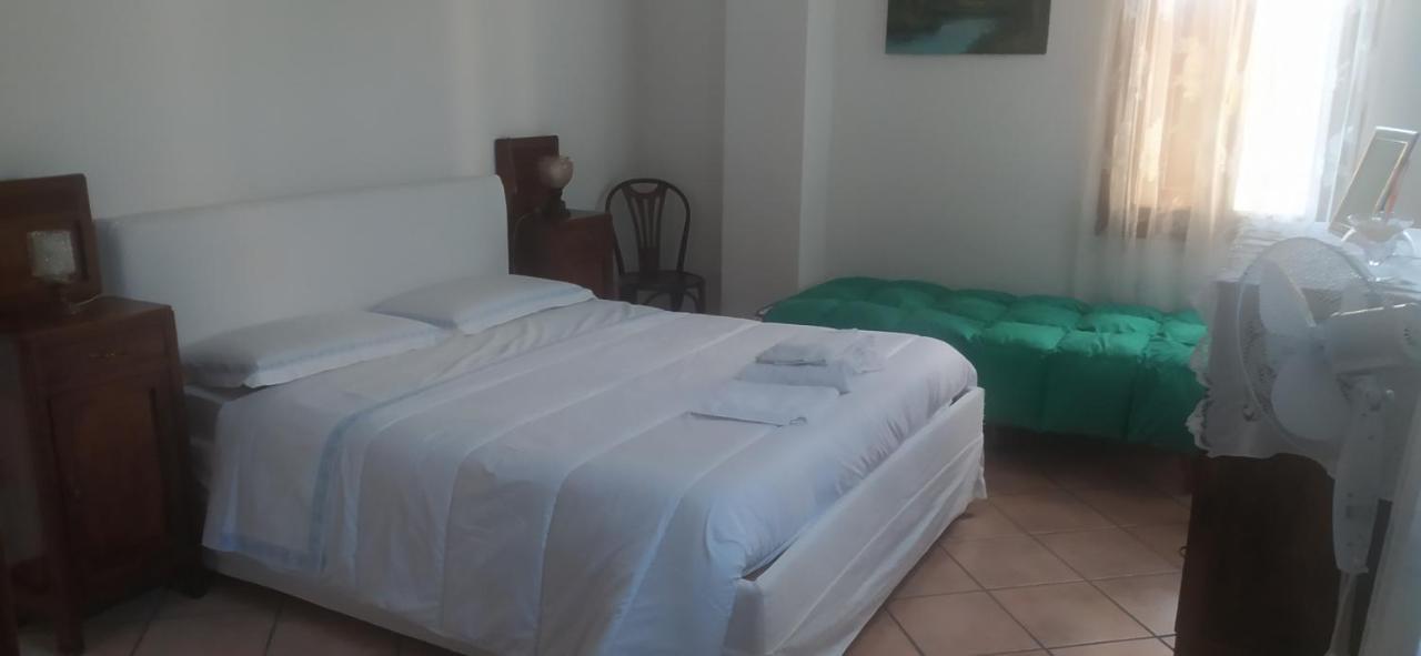 Bed and Breakfast La Rosa Selvatica Ravarino Екстер'єр фото
